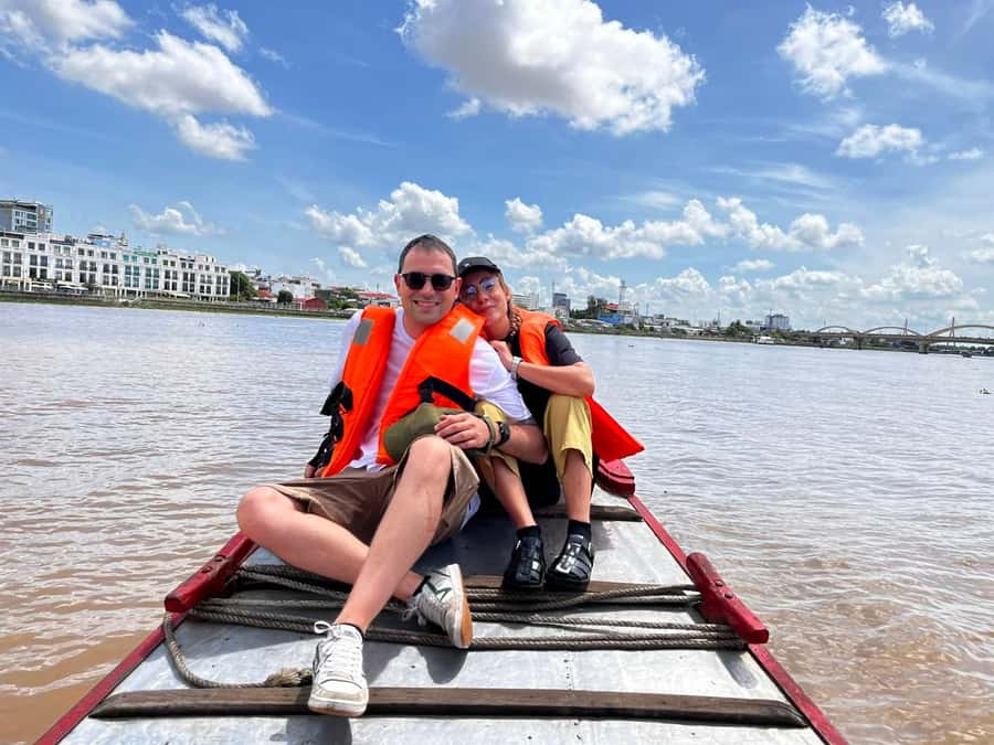 1 Day Mekong Tour: Cai Rang Floating Market & MyTho-Ben Tre - Hu Tieu making, pineapple peeling, and why these stops are worth it