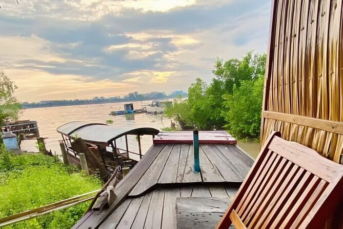 2 Day Private Mekong Delta, Riverside and Ecolodge Nature Tour - Day 2 Morning: Sunrise by Island Light and a Cycling-Friendly Pace