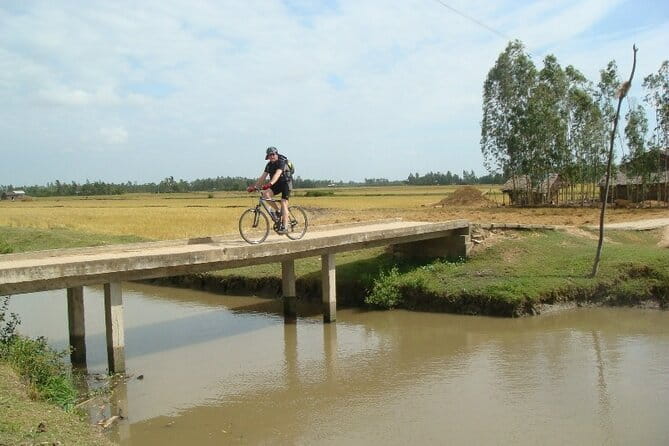 3 Days Cycling Mekong Delta - Why cycling the Mekong Delta beats a bus day