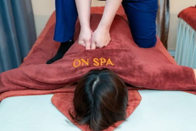 60 minutes Body Massage with Ginger Oil - The 60-Minute Session: What Happens, Step by Step