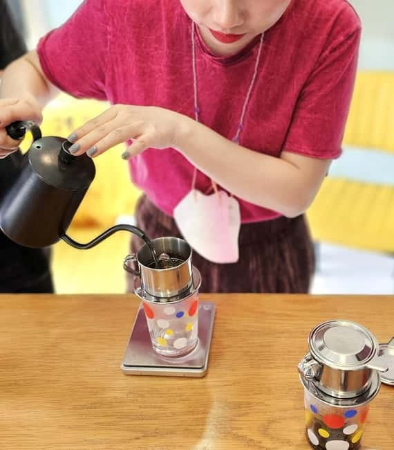 A Complete Vietnam Coffee Journey - The Unknown Giant - How the Host Turns Questions Into Part of the Learning