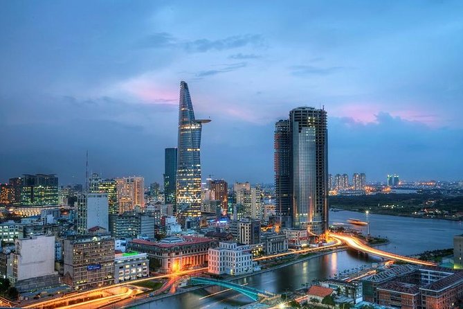 Amazing night with Saigon Skydeck and local beer tasting - How this private 4-hour plan keeps your evening simple