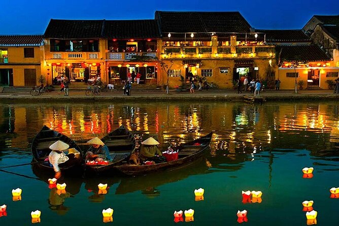 Amazing Vietnam, Cambodia and Thailand 16 Days - Hoi An Memories Island: evening entertainment with included access