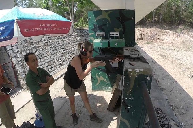 BIG BOSS Private LIMOUSINE To Cu Chi Tunnels and Mekong delta - Price and Value for $220 per Person