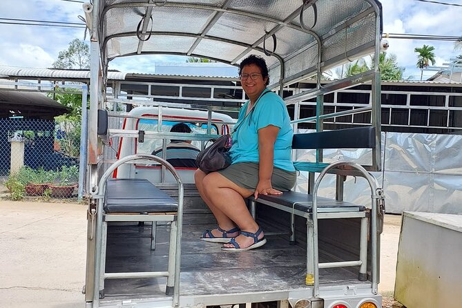 Can Tho Floating Market Combine With Mekong Delta 01 Day-Daily - Phoenix Island lunch and the island transition