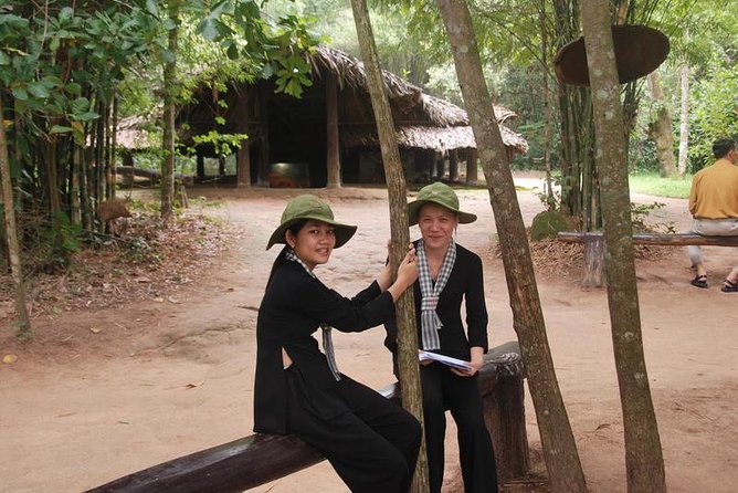 Cu Chi Small Group Half Day Tour - Entering the Cu Chi tunnels: original passages and the trap story