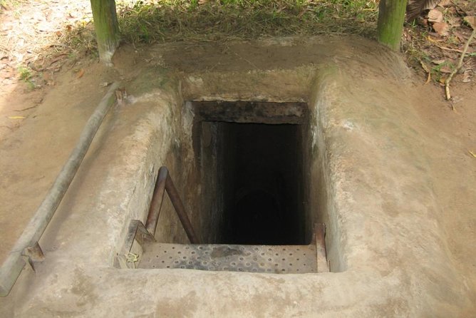 Cu Chi Tunnels and Cao Dai Temple private tour full day - Getting there without wasting your day