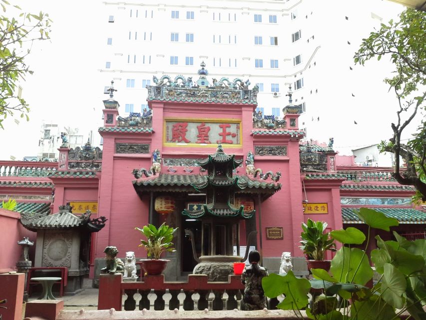 Customized Ho Chi Minh City Experience on Cyclo with Driver - Pickup and drop-off in District 1: how to plan your start