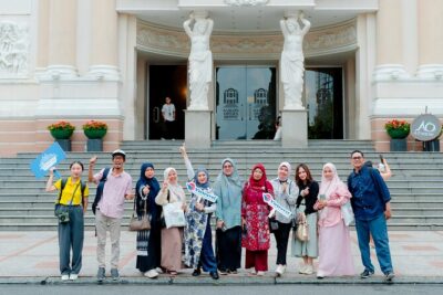 Essential Saigon Walking Tour: All Must-see - Meeting at Vietravel HQ and finishing by Bach Dang Quay