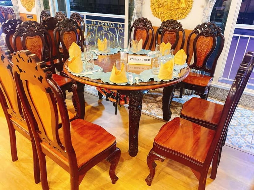 Experience Dinner On Luxury Cruise Along Saigon River - Should You Book Dinner on a Saigon River Luxury Cruise?