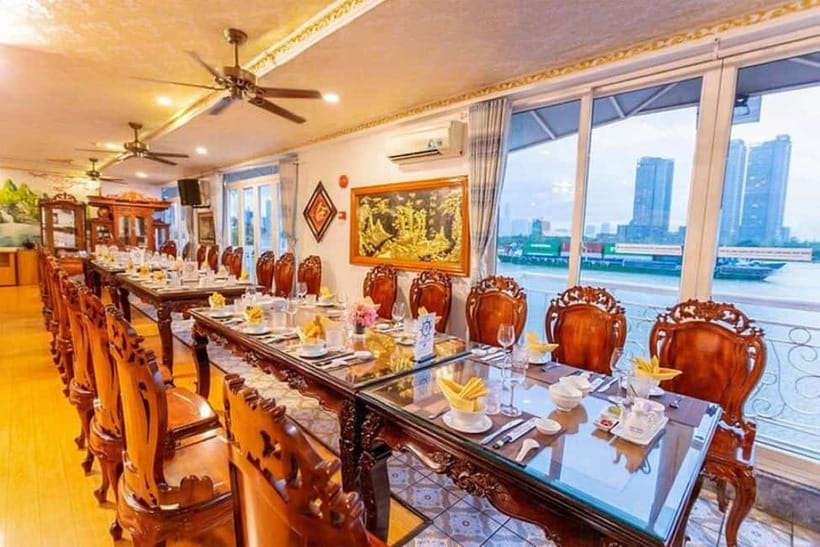 Experience Dinner On Luxury Cruise Along Saigon River - Comfort and Service on a Luxury Cruise (and What to Watch)