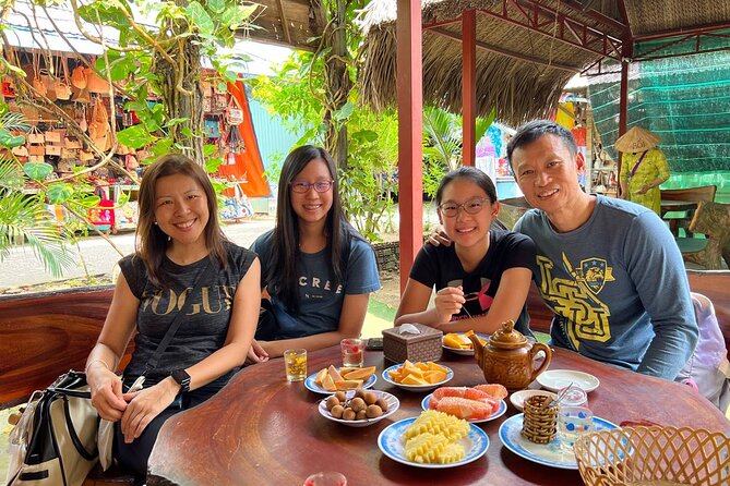 Explore Cai Rang Floating Market - 2 Days 1 Night Mekong Delta - Day 2: Basac River morning + Cai Rang Floating Market