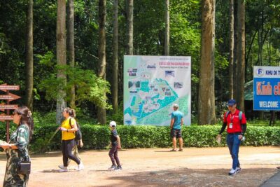 Explore Cu Chi Tunnels With Private Tour From Ho Chi Minh City - The 90-minute ride to Cu Chi and the film that sets the lens