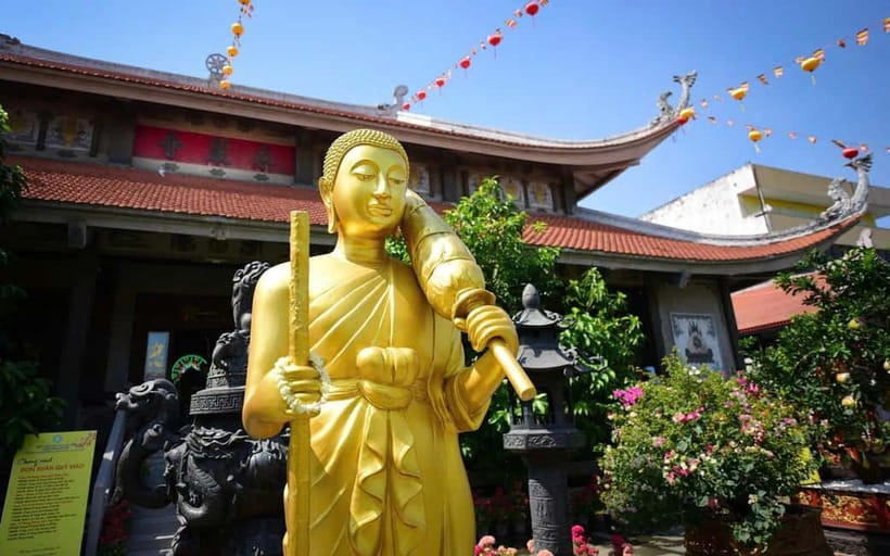 Free E-Sim Ho Chi Minh City: Pagodas and Coffee Corners Tour - Meeting at the Post Office: Easy Start, Clear Return