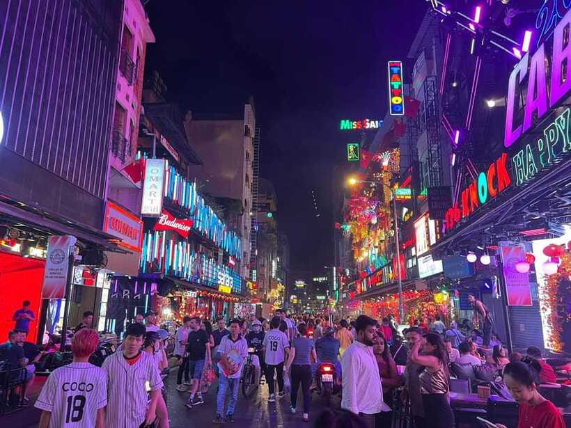 Free E-sim Saigon Nightlife Hopping Tour - Should You Book This Saigon Nightlife Hopping Tour?