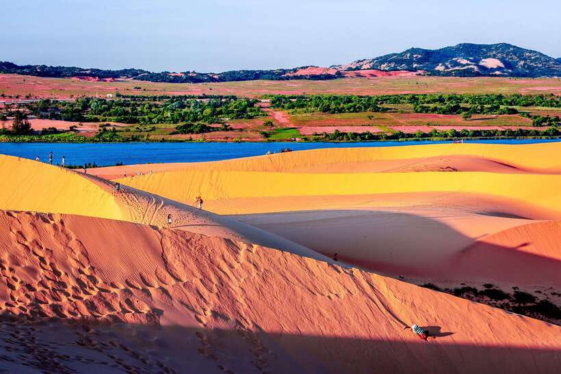From HCM: 2-Day Mui Ne Highlights Trip with Overnight Stay - Day 1: HCM to Mui Ne, With Fairy Stream and Beach Time