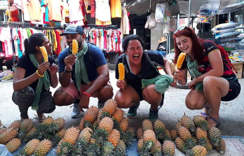 From Ho Chi Minh: 2-Day Mekong Delta to Phnom Penh by Boat - Guides make a difference: Quoc, Diu, and getting clear English explanations