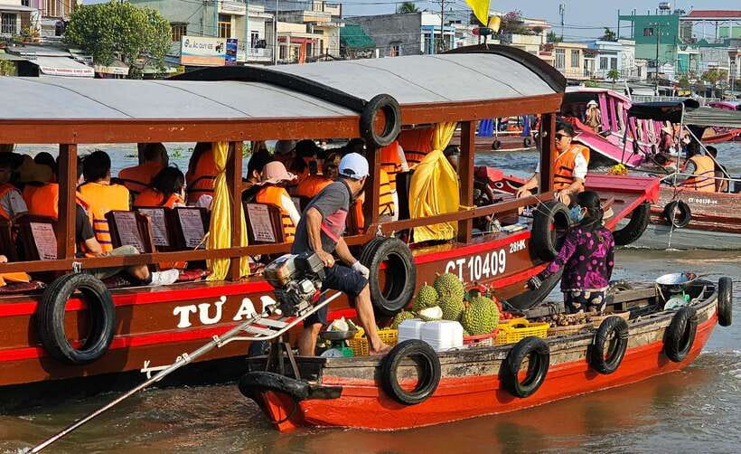 From Ho Chi Minh: 3-Day Mekong Tra Su Forest exit Phnom Penh - Day 2 sunrise at Cai Rang: the floating market that changes your idea of a market