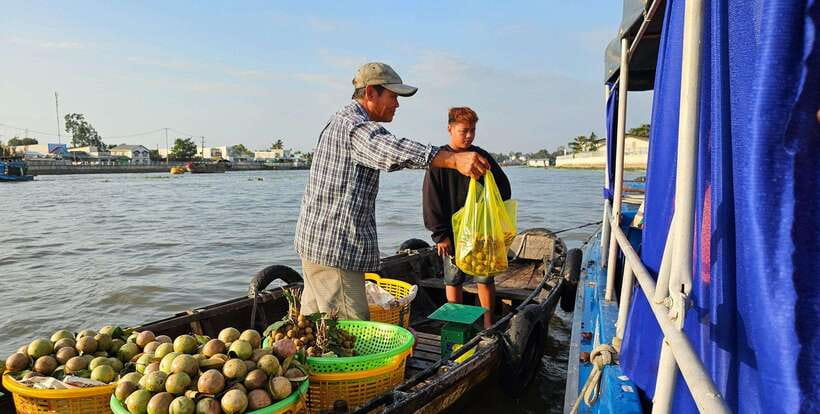 From Ho Chi Minh: 3-Day Mekong Tra Su Forest exit Phnom Penh - Day 3: fast boat to Phnom Penh with border crossing built in