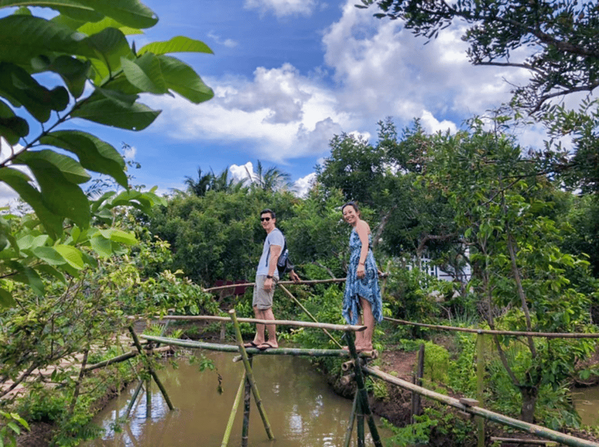 From Ho Chi Minh City: Visit Mekong Delta & Ben Tre In 1 Day - Rowing along a small canal and tuk tuk countryside streets