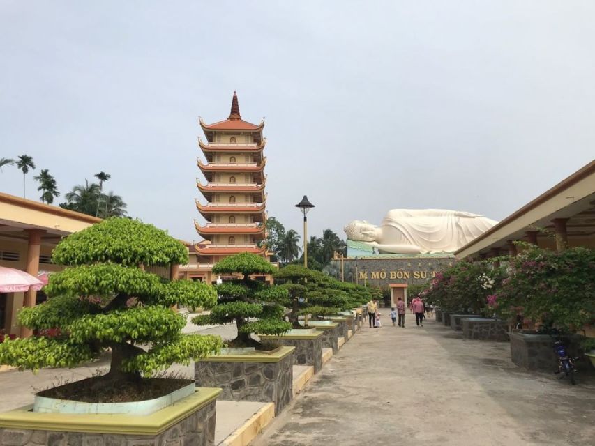 From Ho Chi Minh: Classic Mekong - My Tho, Ben Tre Full Trip - Rowing sampan canals: where the experience becomes personal