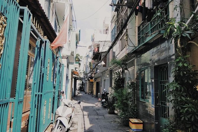Half Day Walking Through Saigon Back Alley (Private tour) - The Private Guide Advantage: English or French, Plus Personal Pace