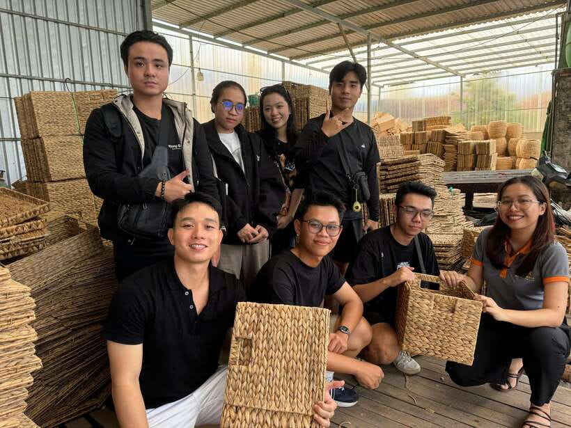 HCM: Authentic Dong Thap Mekong Delta Day Trip & Boat Ride - Water hyacinth craft workshop: sustainability you can see with your hands