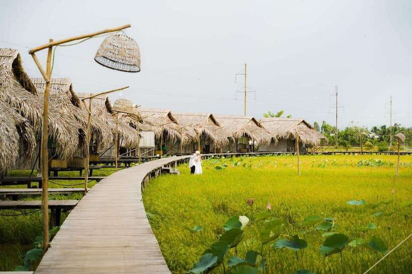 HCM: Authentic Dong Thap Mekong Delta Day Trip & Boat Ride - Market free time and fruit souvenirs: what to buy (and how to think about it)