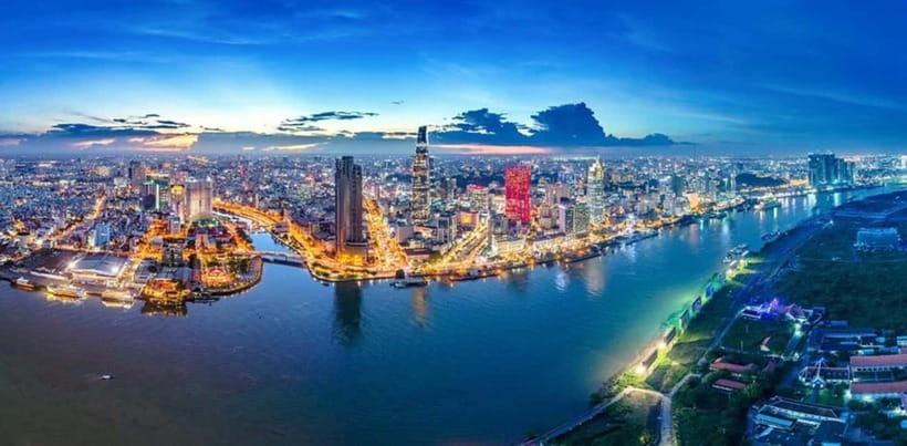 HCM: Night Experience Dinner Cruise on Saigon River - Service Reality Check: What the Reviews Hint at