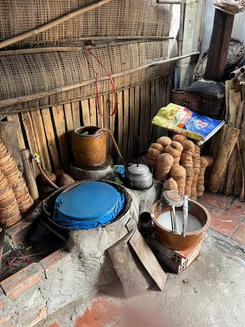HCMC: Cu Chi Tunnels & Rice Paper Village Small Group Tour - The ride out of HCMC: what you’ll notice on the way