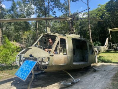 HCMC: English or German War History Tour: Tunnels & Museums - Cu Chi Tunnels: Underground Survival and Veteran Stories
