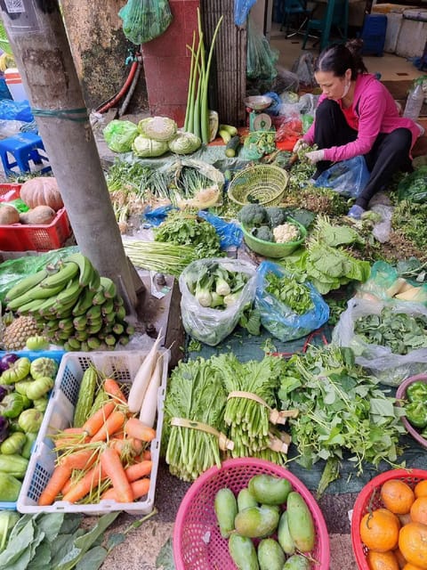 HCMc:Vietnamese Cooking Class with Local market tour & Meal - Certificate and detailed recipes: what you’ll take home