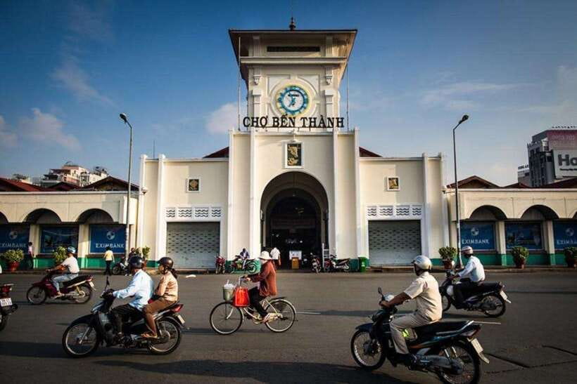 Ho Chi Minh 1 Day Private Tour from Phu My Seaport - Entering Ho Chi Minh City: old Saigon, new Saigon, one guide