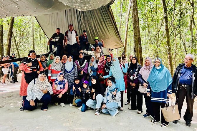Ho Chi Minh City and Cu Chi Tunnels 1 Day | Option: Shooting Guns - Meeting up early in District 1: the day starts at 7:30 am
