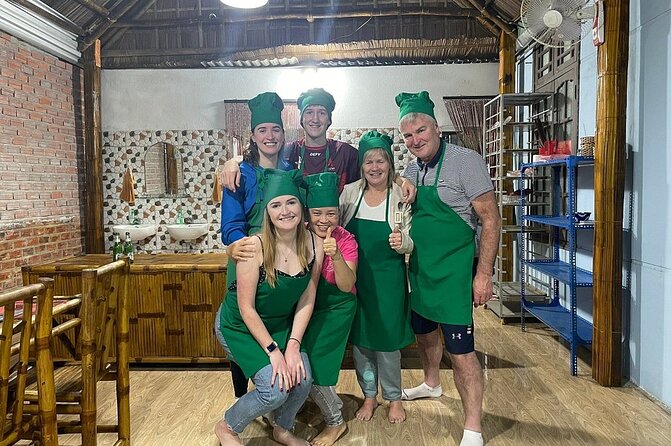 Ho Chi Minh City Cooking Class in Local's Home - Home-Chef Cooking in Quận 1: Why This Class Feels Different