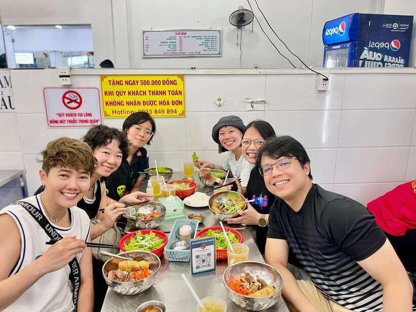 Ho Chi Minh City: Food Tastings & Sightseeings On Scooter - The restaurant segment: beer, dessert, and the guided finishing stretch