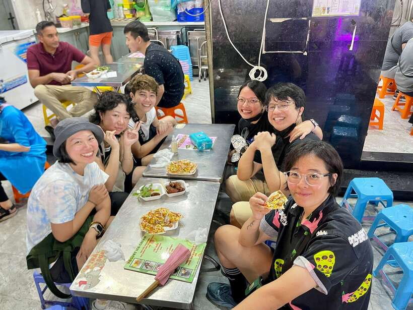 Ho Chi Minh City: Food Tastings & Sightseeings On Scooter - The food lineup: what you’ll likely taste (and what to watch for)
