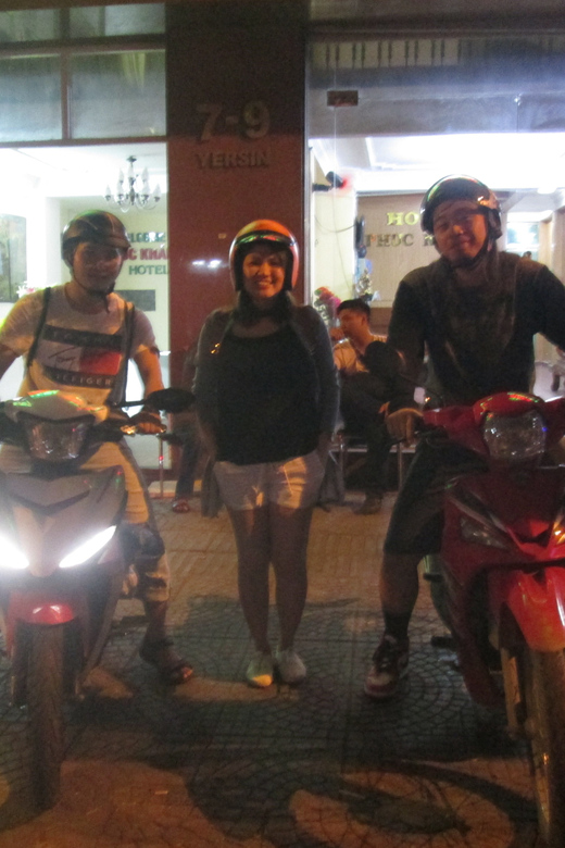 Ho Chi Minh City: Ghost, Belief & Culture Tour on Motorbike - Thich Quang Đức Monument: From Protest to Buddhist Memory