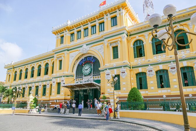 Ho Chi Minh City Half day City tour - A half-day that gives you bearings fast in District 1