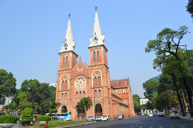 Ho Chi Minh City Half day City tour - Small-group pace: how the 4 hours really feels
