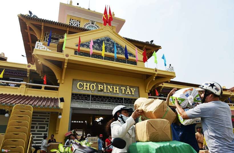 Ho Chi Minh City: Half-day Cyclo Journey Through Chinatown - The cyclo ride itself: comfort, time, and safety reality