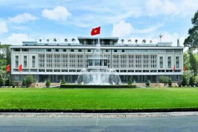 Ho Chi Minh City Half Day - VIP Private Tour - Emperor Jade Pagoda: 30 minutes of Chinese-influenced design and symbolism