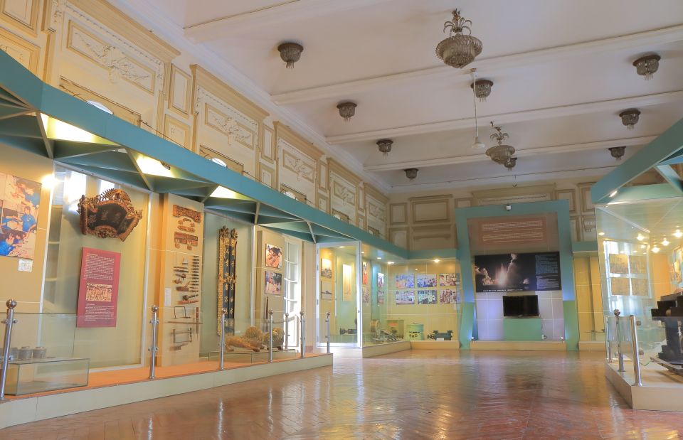Ho Chi Minh City: History Museum and Ben Thanh Market Tour - Price and value: what $26 buys you in real-world terms