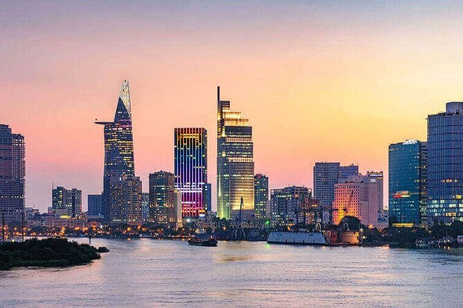 Ho Chi Minh City Luxury Dinner Cruise – Saigon Princess - Hotel pickup and boarding: how the evening starts