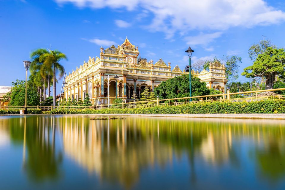 Ho Chi Minh City: Mekong River Delta Day Trip with Boat Trip - Mekong Delta vs. Saigon: why this day feels so different