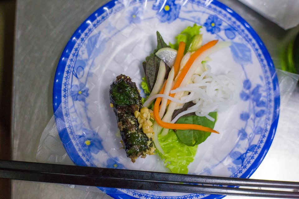 Ho Chi Minh City: Private Street Food Evening Walking Tour - District 3 street-food lanes and Nguyen Thien Thuat apartments