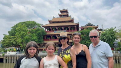 Ho Chi Minh City Sightseeing Cycling Private Tour By Bicycle - Landmarks by Bike: Opera House, Saigon Post Office, Pink Church