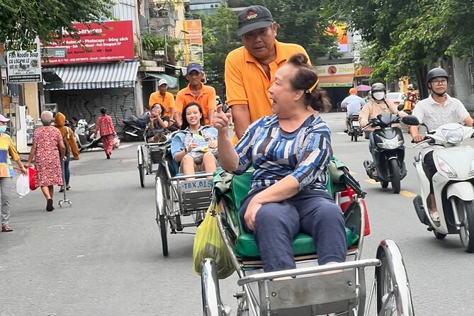 Ho Chi Minh City Sightseeing Panoramic Cyclo Private Tour - Quick highlights on a panoramic cyclo