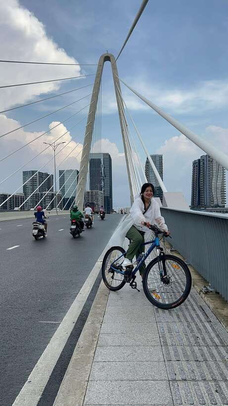 Ho Chi Minh City Sightseeing Private Tour With Funny Guide - Temple and morning market time: where the city feels human