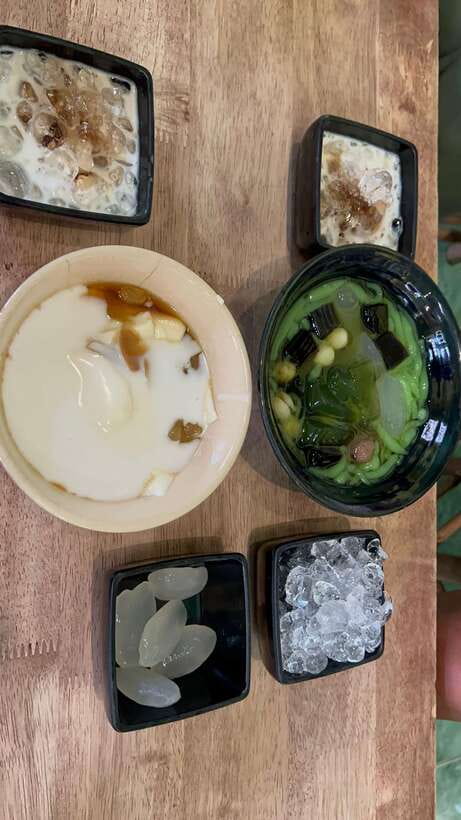 Ho Chi Minh City Street Food Private Tour By U.S.A Army Jeep - Food Choices: Luxury Restaurant Stops vs Truly Local Street Vendors